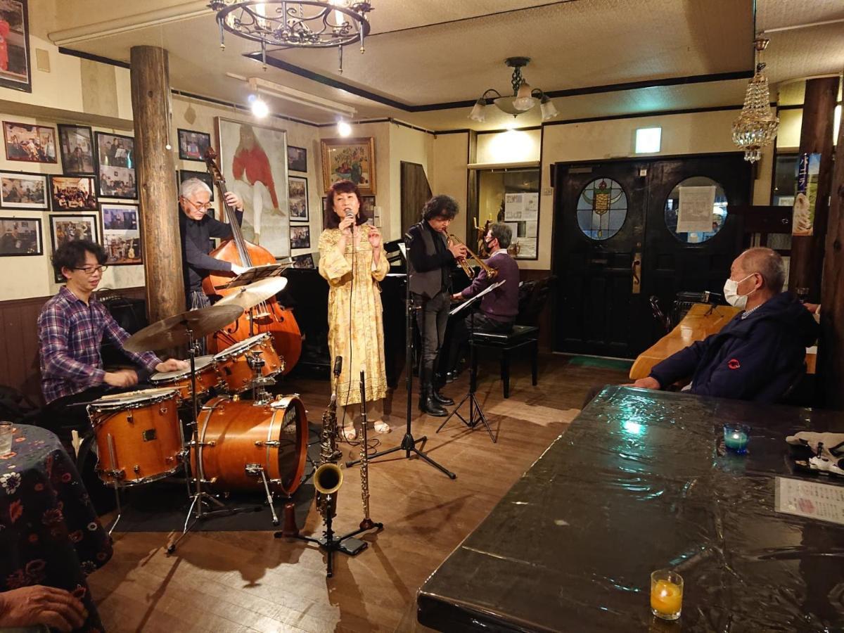 Hotel Live Cafe Hisui No Umi à Itoigawa Extérieur photo